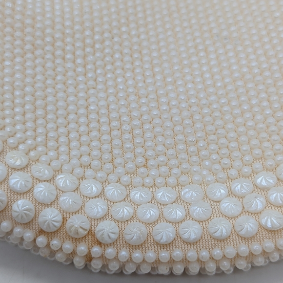 Vintage Cream Gold Small Adjustable Strap Clutch Purse - Picture 2 of 10